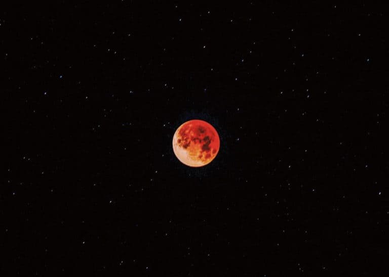 The Meaning Of The Moon In Leo Woman