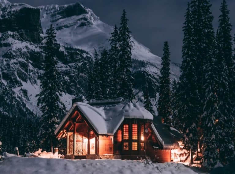 The Meaning Of The Hermit Tarot Card In Reversed Position