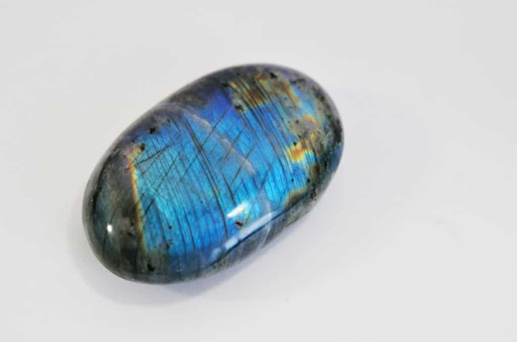 can labradorite crystal go in water?